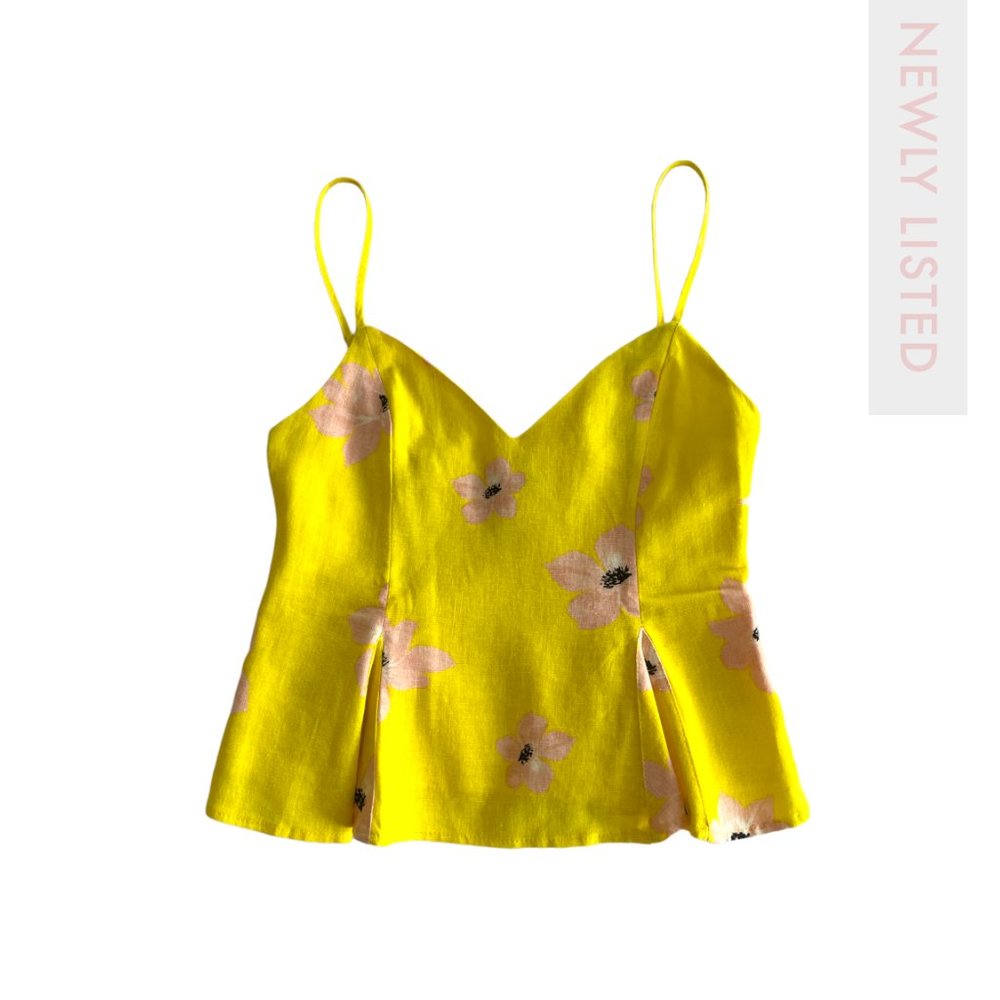 ✧ Zara printed floral linen top